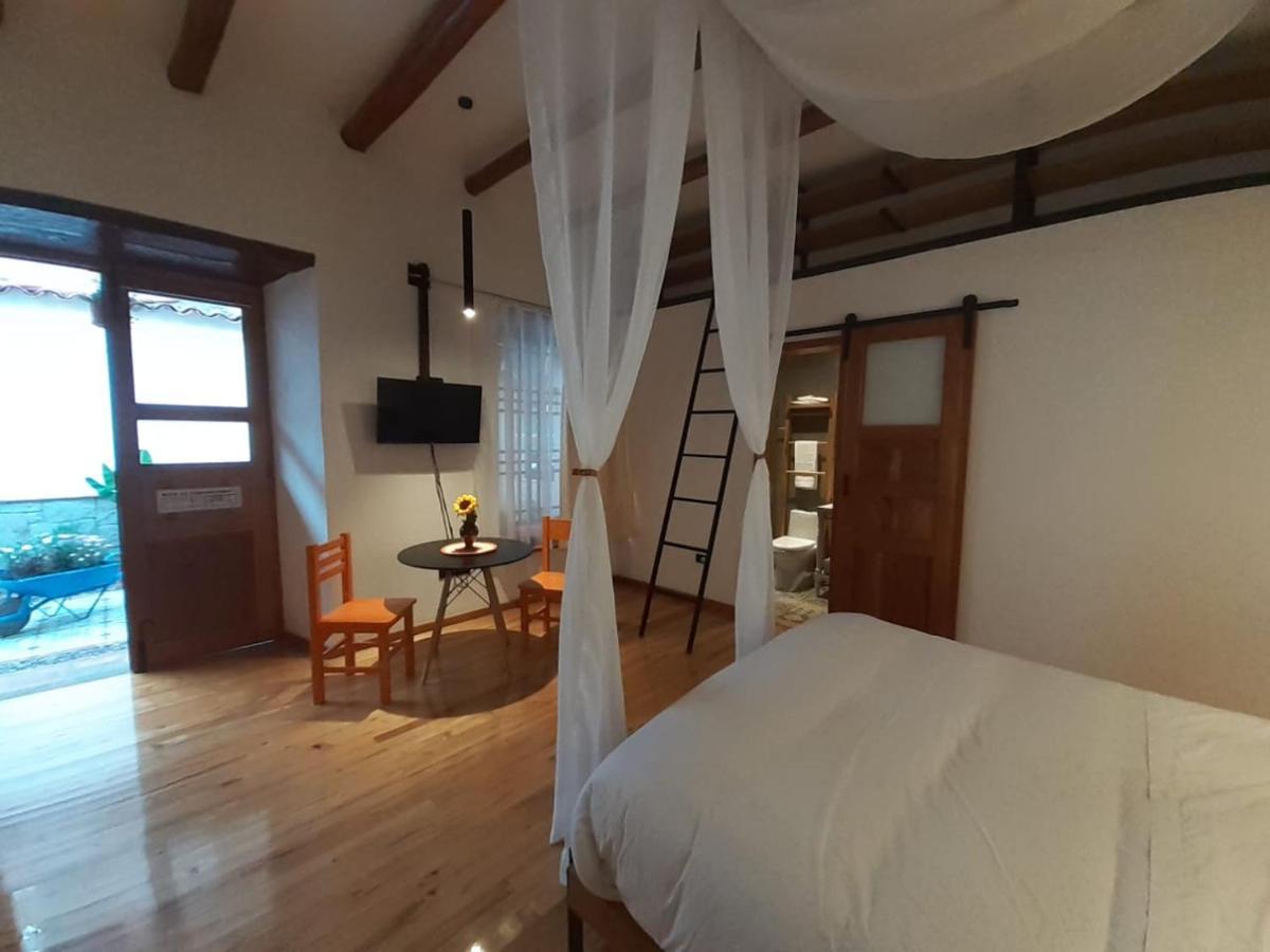 Hostal Suite Le Fabrique 昆卡 外观 照片