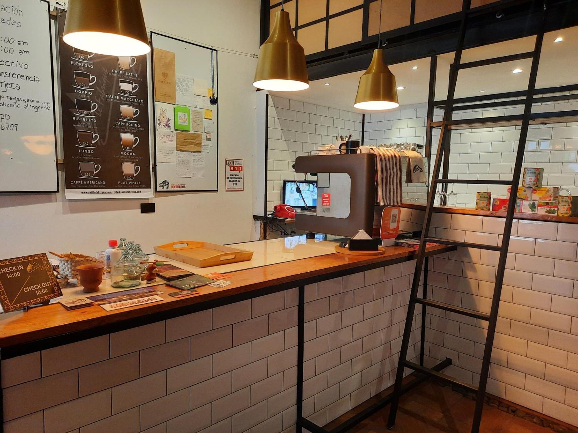Hostal Suite Le Fabrique 昆卡 外观 照片